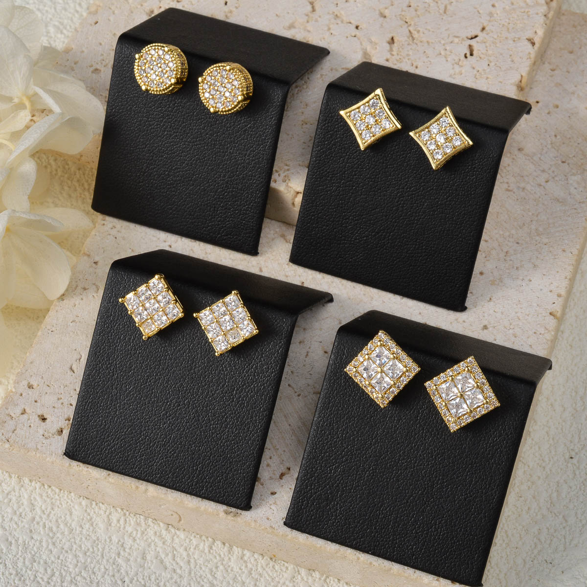 Diana Baby Gold Color Earrings - đánh giá và giá Women Accessories Dubai