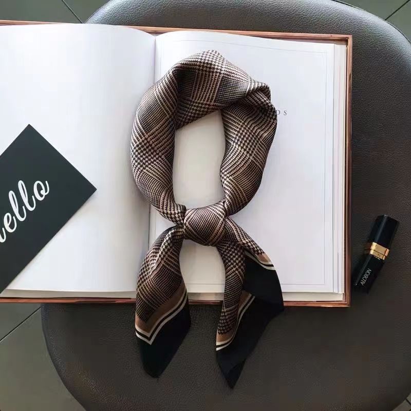 New Fashion Zebra Printed Squa - đánh giá và giá Silk Scarf Square
