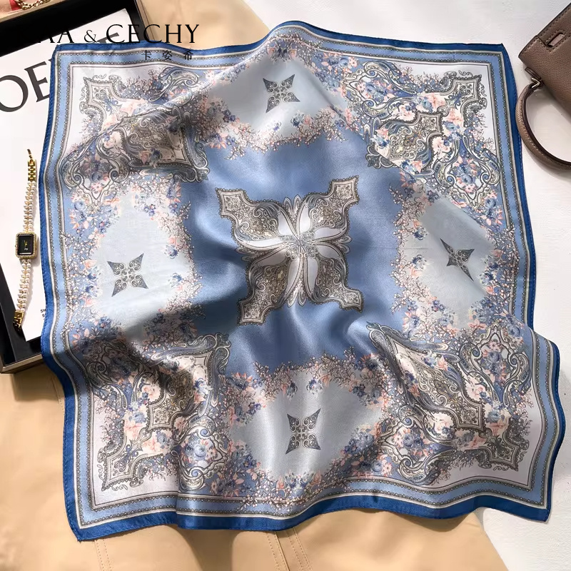 Baroque Floral 100% Mulberry S - đánh giá và giá Silk Scarf Square
